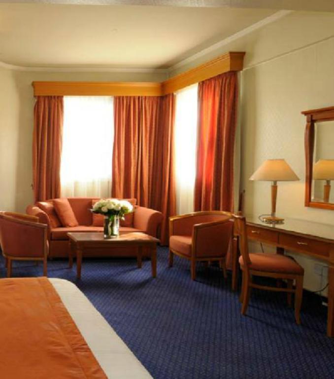 Castelli Hotel Nicosia Room photo